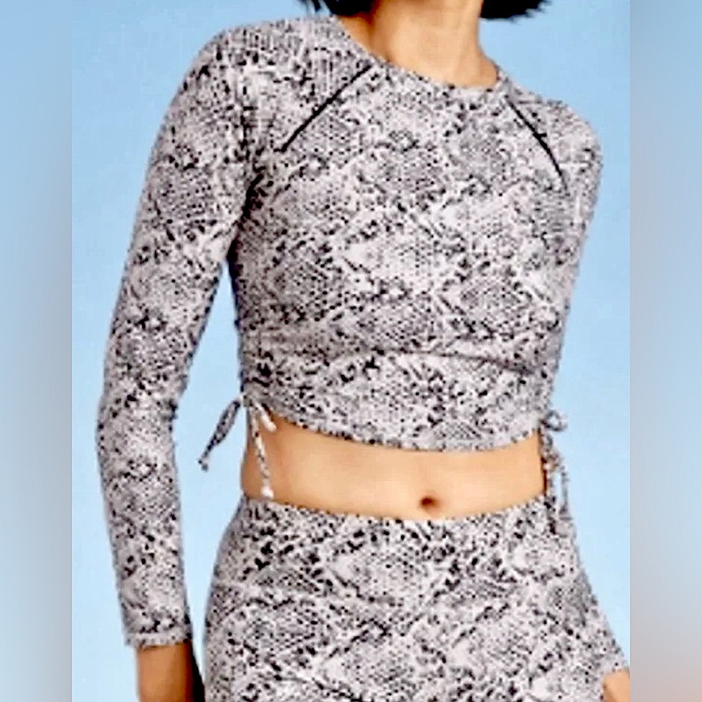 All in Motion New Long Sleeve Snakeskin Rash Guard Swim Shirt Women’s S (4/6)